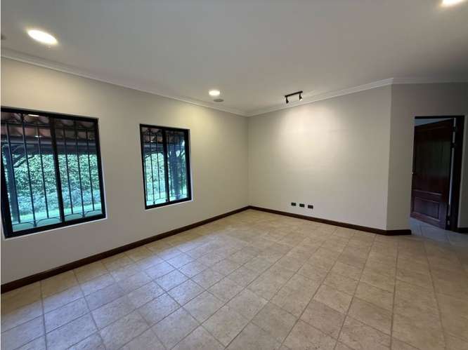 CASA EN VENTA, ESCAZÚ, CONDOMINIO CERRO ALTO, CON VISTA ESPECTACULAR - Imagen 13