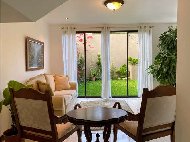 Venta de casa en Guachipelin de Escazú - Imagen 1