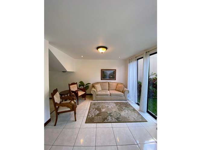 Venta de casa en Guachipelin de Escazú - Imagen 2