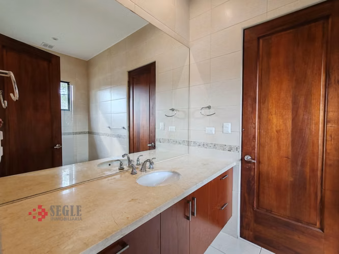 Casa de un nivel en venta, Santa Ana, Lindora. - Imagen 11