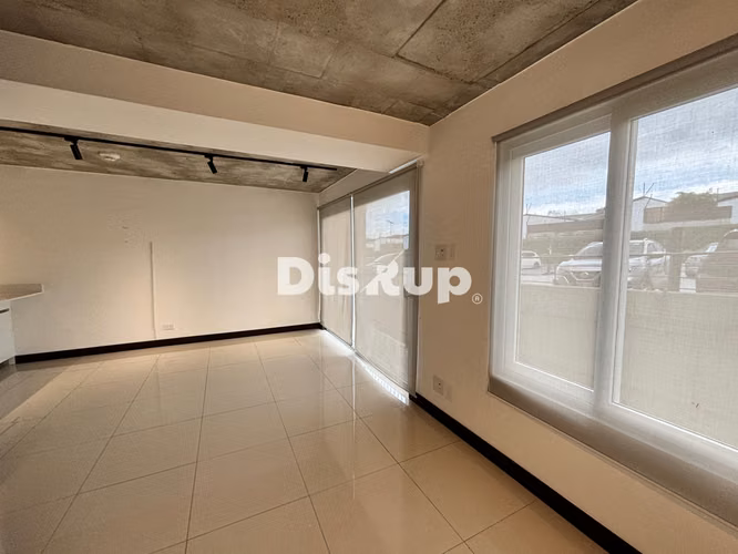 Moderno apartamento de 1 hab. + área de oficina. Condominio Khaya Curridabat - Imagen 7