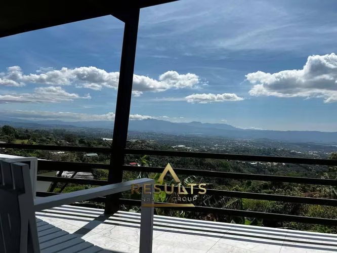 NEW! Modern Living with Million Dollar Views! - Imagen 15