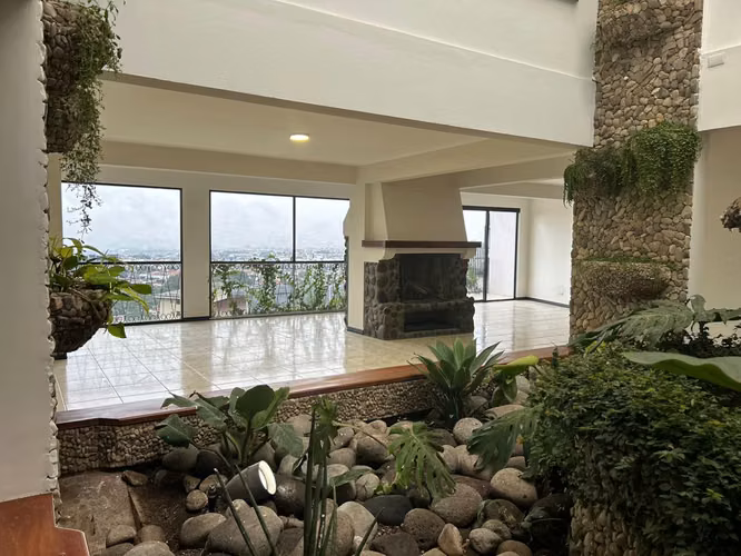 Venta casa Bello Horizonte, Escazú – Espectacular vista - Imagen 7