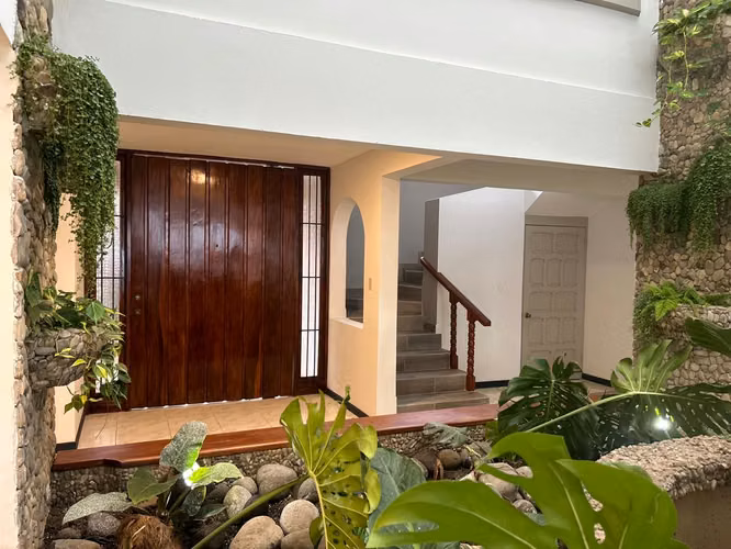 Venta casa Bello Horizonte, Escazú – Espectacular vista - Imagen 9