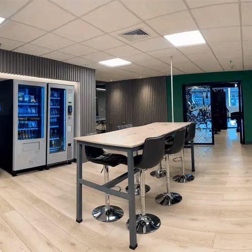 OFICINA EN ALQUILER 300m2  BARRIO DON BOSCO