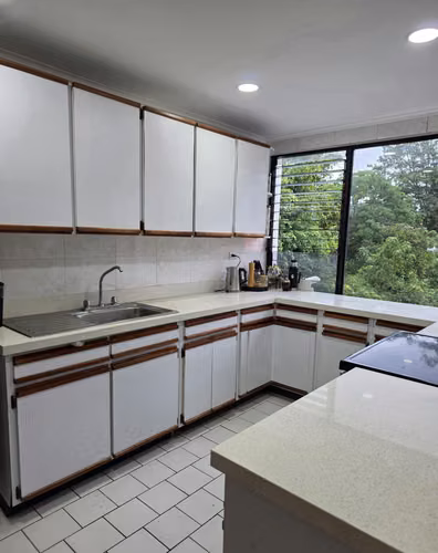DEPARTAMENTO 125 m2 EN EXCLUSIVA ZONA DE LOS YOSES - Imagen 2