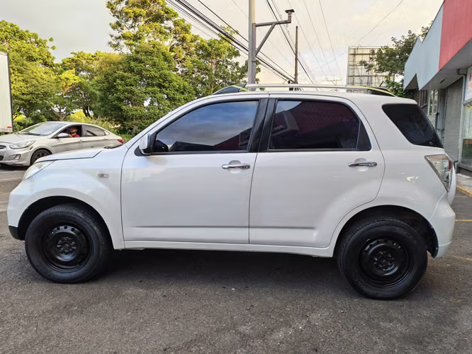 Daihatsu Terios 4x4 2013 - Imagen 5