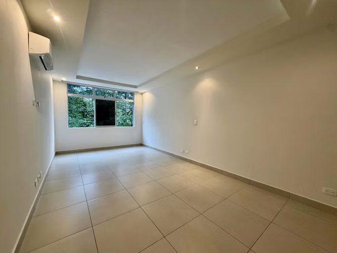 ALQUILER DE APARTAMENTO CON LINEA BLANCA EN CONDOMINIO, SANTA ANA