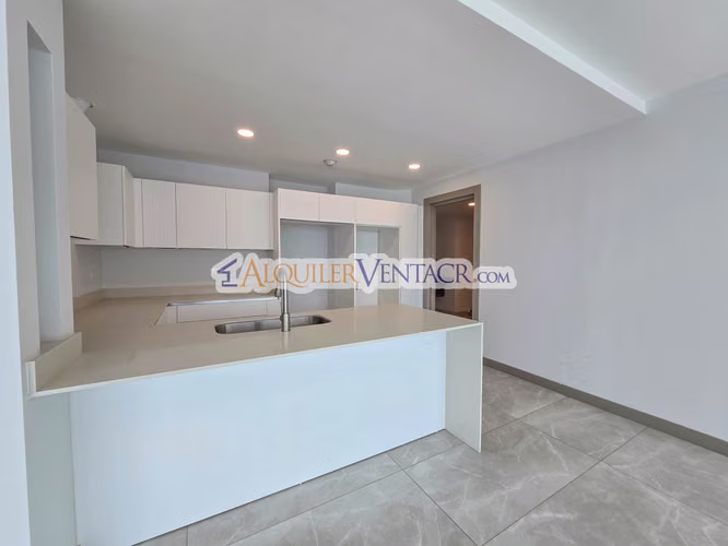 LUJOSO APARTAMENTO DE 3 HABIT. + DE SERVICIO EN ESCAZU CENTRO - Imagen 11