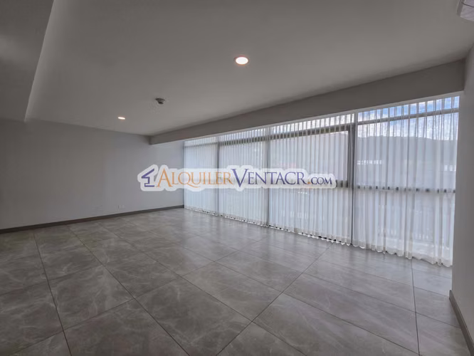 LUJOSO APARTAMENTO DE 3 HABIT. + DE SERVICIO EN ESCAZU CENTRO - Imagen 6