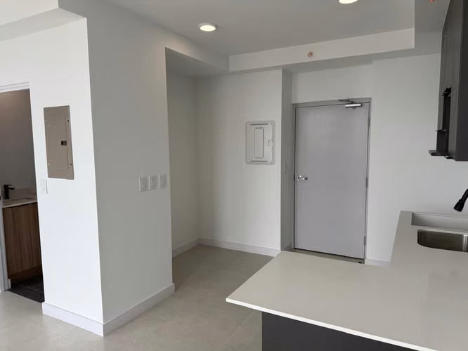 APARTAMENTO EN ALQUILER SABANA NORTE - Imagen 3