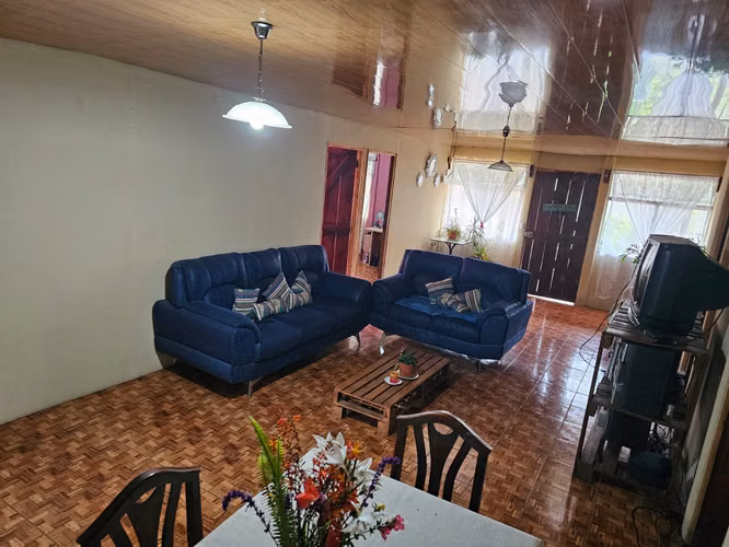 Casa en Cañón del Guarco | 5 Habitaciones + Lote 550 m² 