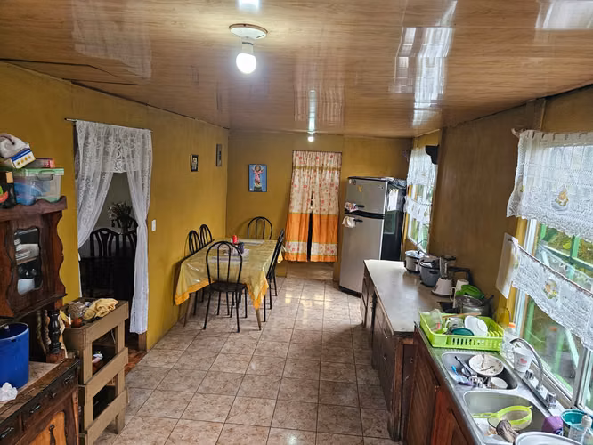 Casa en Cañón del Guarco | 5 Habitaciones + Lote 550 m² 