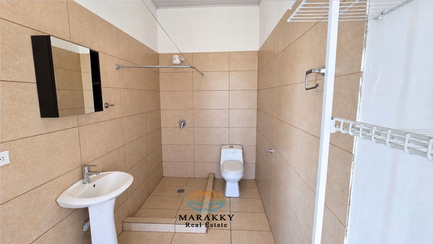 Apartamentos en Alquiler en Residencial Privado con Agua y Luz incluidos,  Mascota Sí ! - Imagen 4