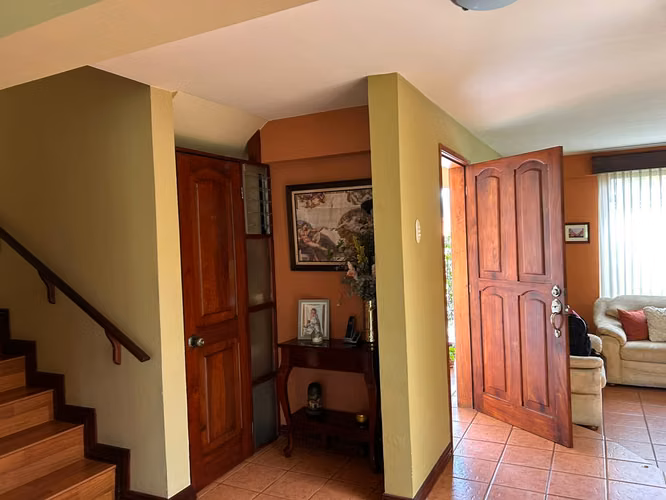 El Molino Cartago Magnifica Casa 1162 - Imagen 3