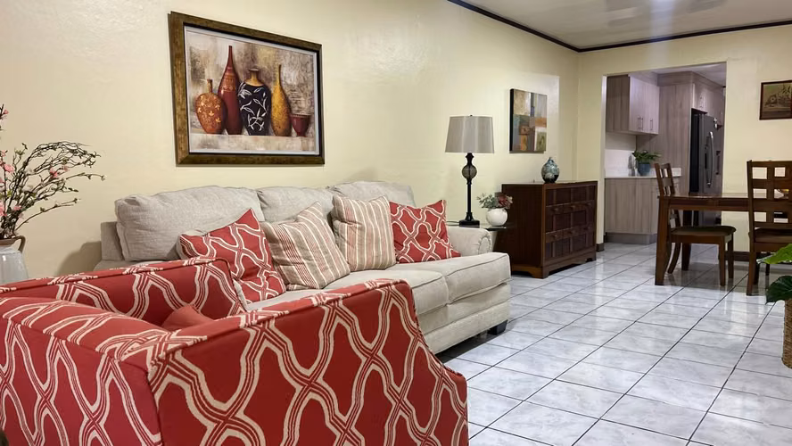 Se vende casa de una Planta en Residencial La Petra, Oreamuno de Cartago. - Imagen 2
