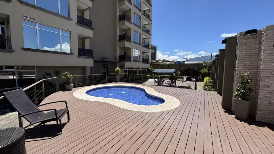Alquiler de apartamento con vista a La Sabana, San José. (FE)