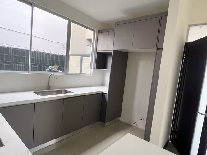 CASA REMODELADA DE UNA PLANTA EN CONDOMINIO SANTA RITA - CONCEPCIÓN DE TRES RÍOS
