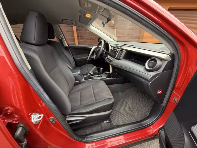 TOYOTA RAV4 2014 AUTOMÁTICO - Imagen 9