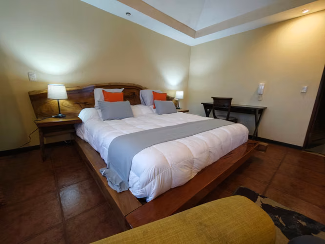 Se alquila apartamento rústico Amueblado en Las Nubes de Coronado