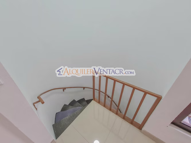 APARTAMENTO DE 2 HABIT. EN SABANA SUR X TORRE UNIVERSAL