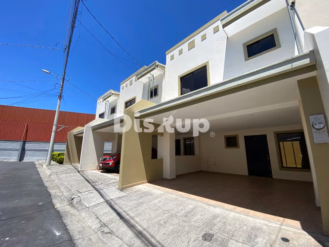 Hermosa casa de 3 hab. Con patio, en condominio. Sagrada Familia, San José - Imagen 19