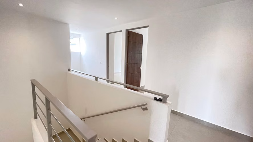 Venta de casa con increíbles vistas Guachipelín de Escazú - Imagen 6