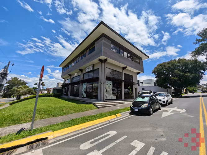 LOCAL COMERCIAL EN ALQUILER – TREJOS MONTEALEGRE, ESCAZÚ - Imagen 17