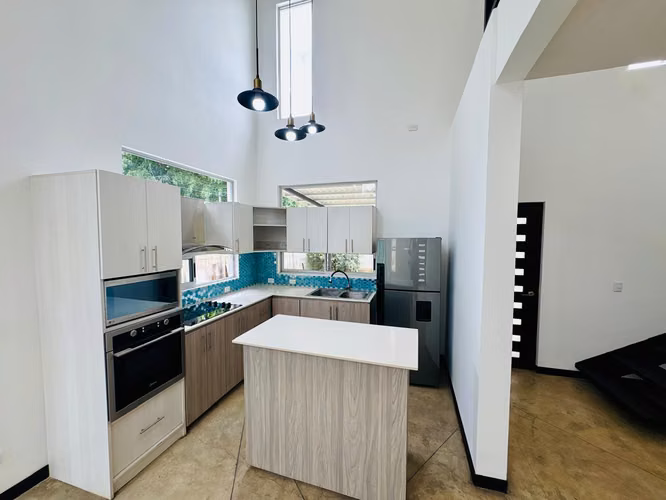 ALQUILER DE CASA EN SAN RAFAEL DE ALAJUELA | 1 HABITACIÓN + ESPACIO FLEX | LÍNEA BLANCA - Imagen 4