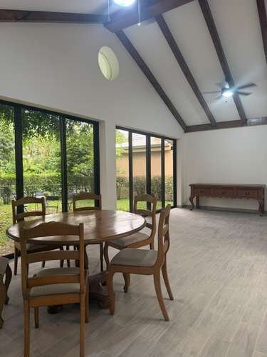 Exclusividad y confort en una sola planta | Pozos de Santa Ana $367,000 - Imagen 3