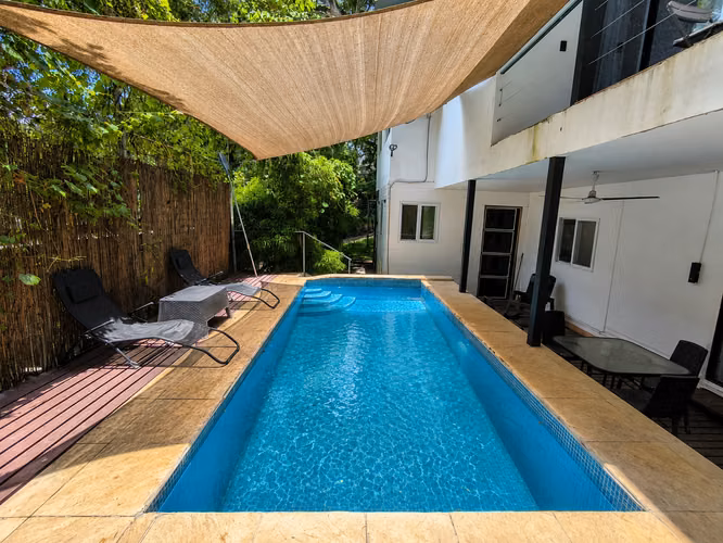 Venta de casa equipada y apartamento independiente - Imagen 7