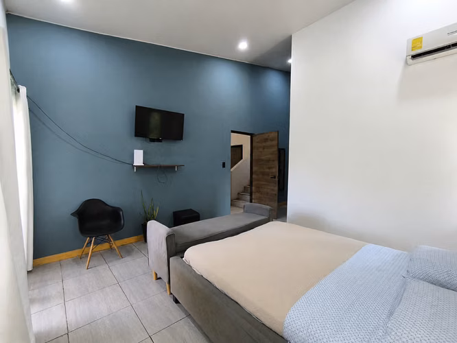 Venta de casa equipada y apartamento independiente - Imagen 19