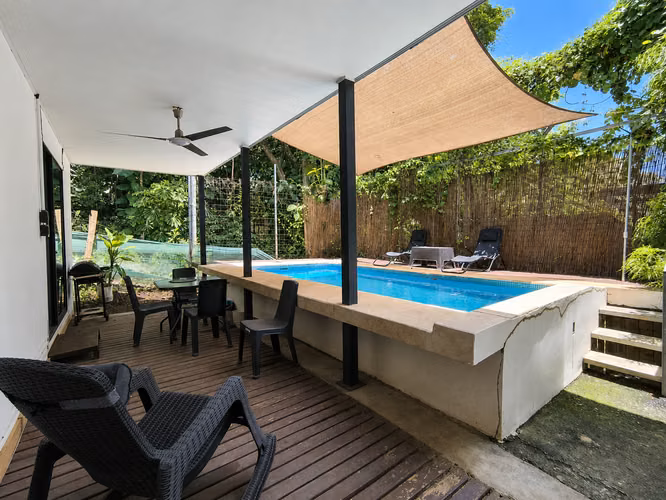 Venta de casa equipada y apartamento independiente - Imagen 8