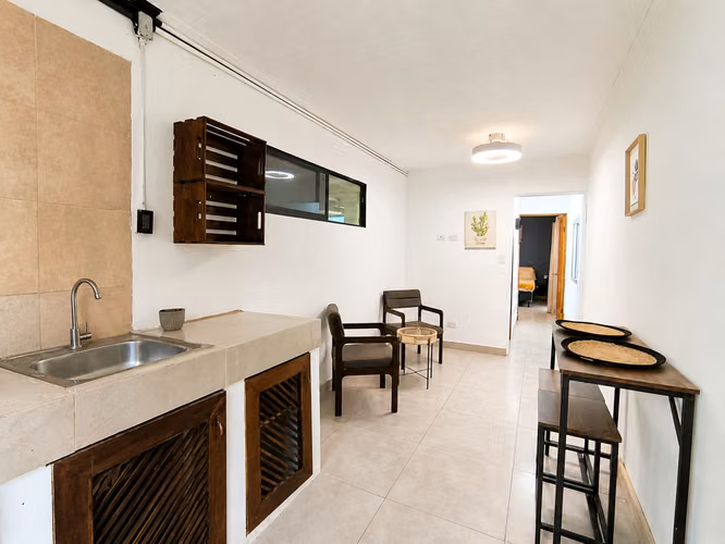 Venta de casa equipada y apartamento independiente - Imagen 3