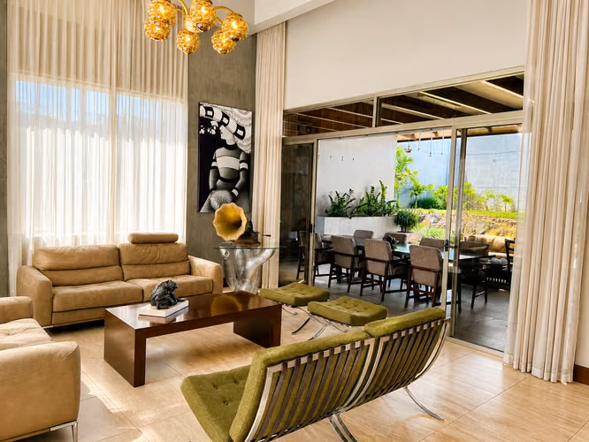 Mansión de Lujo en Alquiler en Cariari | 4 Habitaciones - Imagen 2