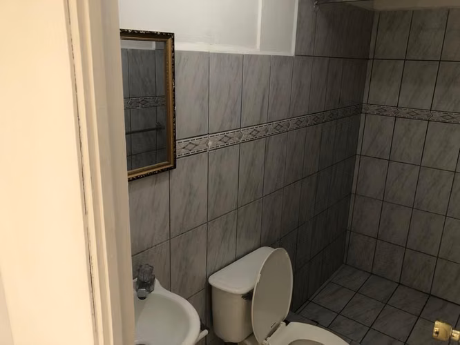 SE ALQUILA APARTAMENTO - Imagen 4