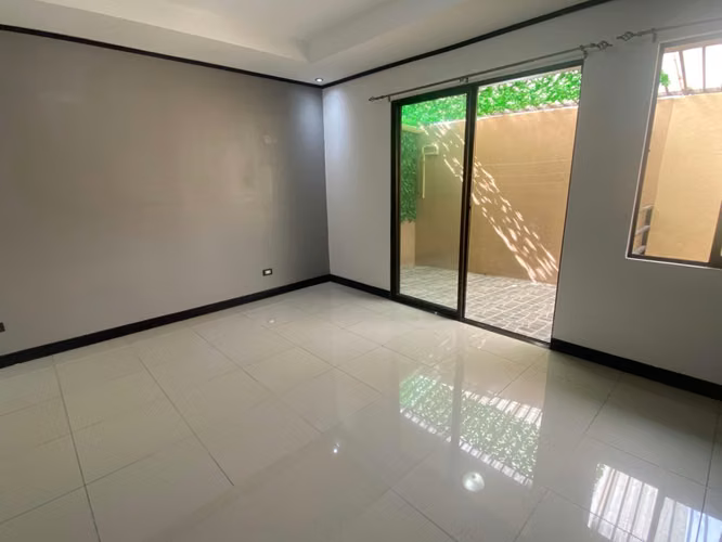 78436 / Casa moderna / Tres Ríos / Residencial Monserrat / Seguridad / Alta plusvalía - Imagen 11