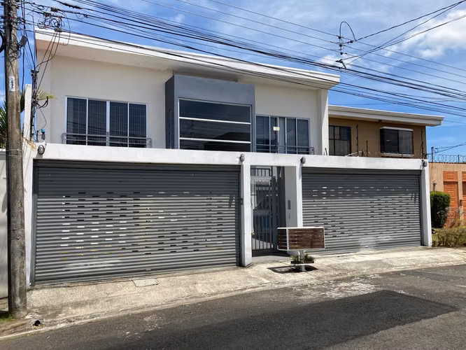 225369 / Alquiler / Lomas de Ayarco Sur / Vestidor / Cochera / Sin mascotas - Imagen 15
