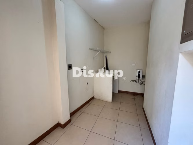 Apartamento de 2 hab. Calle Blancos, cercano a la Clínica Católica - Imagen 11