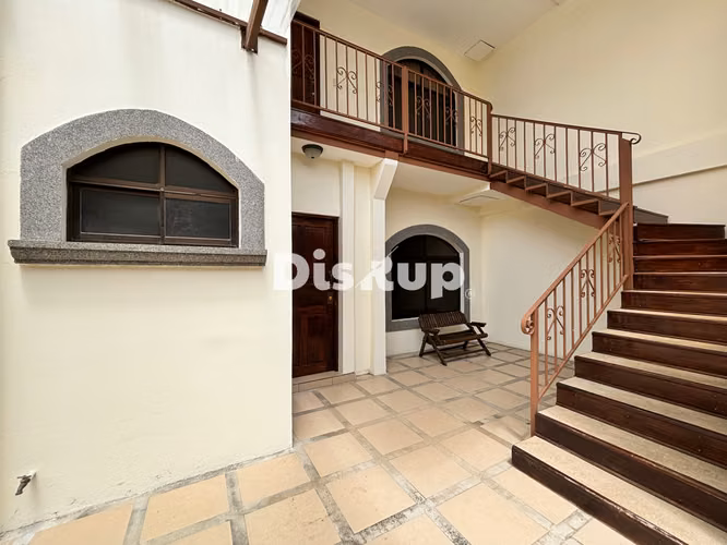 Apartamento de 2 hab. Calle Blancos, cercano a la Clínica Católica - Imagen 2