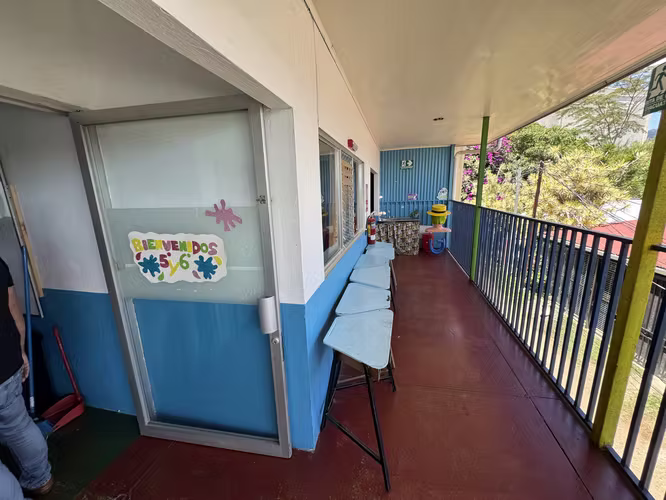 Venta de escuela y centro de red de cuido en San Rafael Arriba de Desamparados -EU - Imagen 9