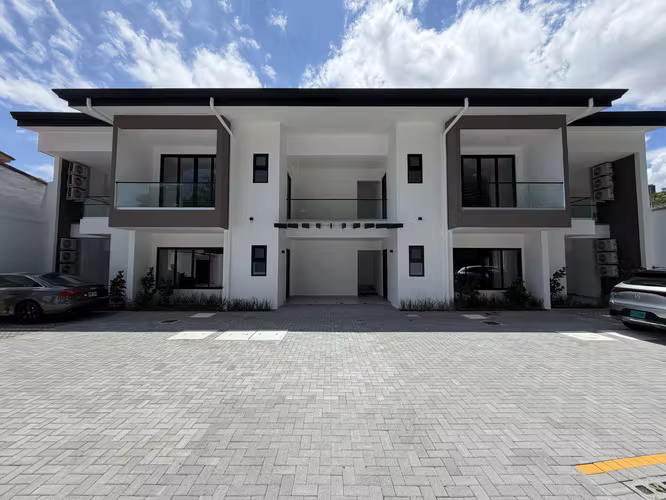 Alquiler apartamentos nuevos en San Rafael de Escazú | 170 m² | 3 habitaciones | $2.000