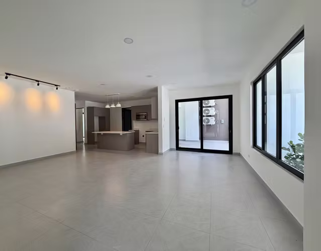 Alquiler apartamentos nuevos en San Rafael de Escazú | 170 m² | 3 habitaciones | $2.000 - Imagen 2