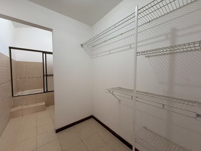 Venta de casa en Condominio La Trinidad de Moravia - Imagen 12