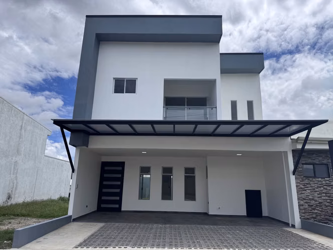 Venta de casa en Condominio a Estrenar con Amplios Espacios - Imagen 13