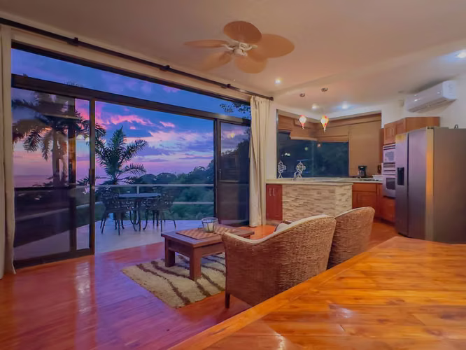Laguna Vista | Close-Up Sunset Ocean Views, Playas del Coco