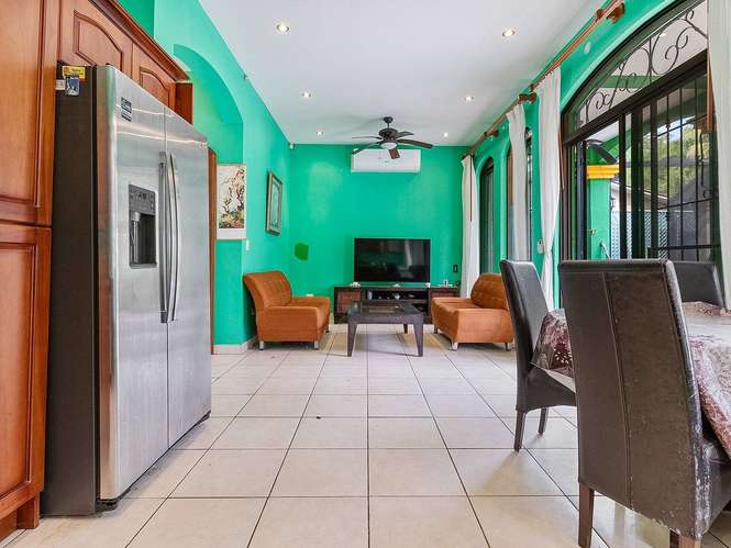 Casa Verde Vida | Casa con piscina privada y azotea en Playas del Coco