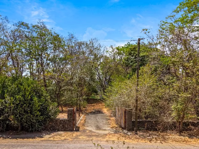 Lote Paraiso Hermoso | Playa Hermosa | Construi la casa de tus suenos cerca de la playa