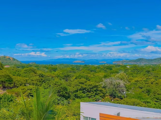 Casa Bella Luna | Vista al mar en Playas del Coco, financiamiento del vendedor - Imagen 15