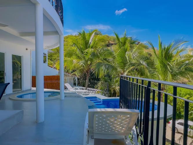 Casa Bella Luna | Ocean View Lifestyle in Playas del Coco | Seller Financing
